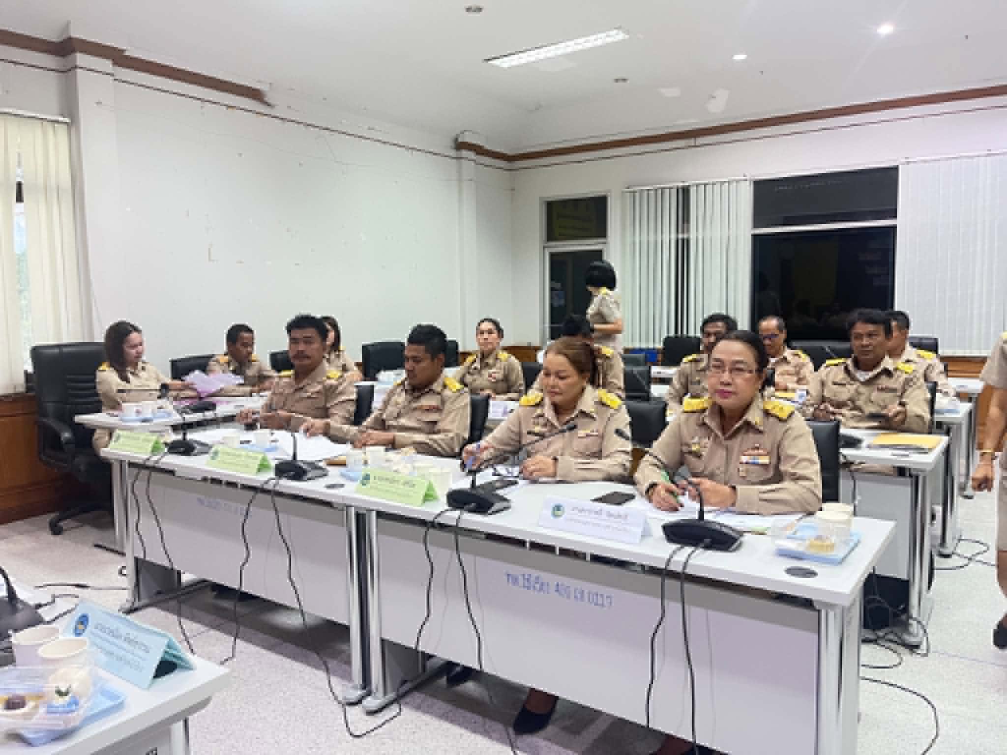 วันที่  28  พฤษภาคม  2569  เวลา  10.00 น. สภาเทศบาลตำบลไม้เรียงได้จัดการประชุมสภาเทศบาลตำบลไม้เรียง สมัยประชุม สมัยสามัญ สมัยที่ 2 ประจำปี พ.ศ. 2569  ณ  ห้องประชุมสภาเทศบาลตำบลไม้เรียง